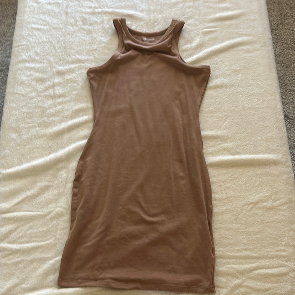 Elegant Tan Sleeveless Dress